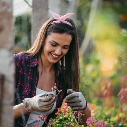 Lawn & Garden SuppliesWoman gardening